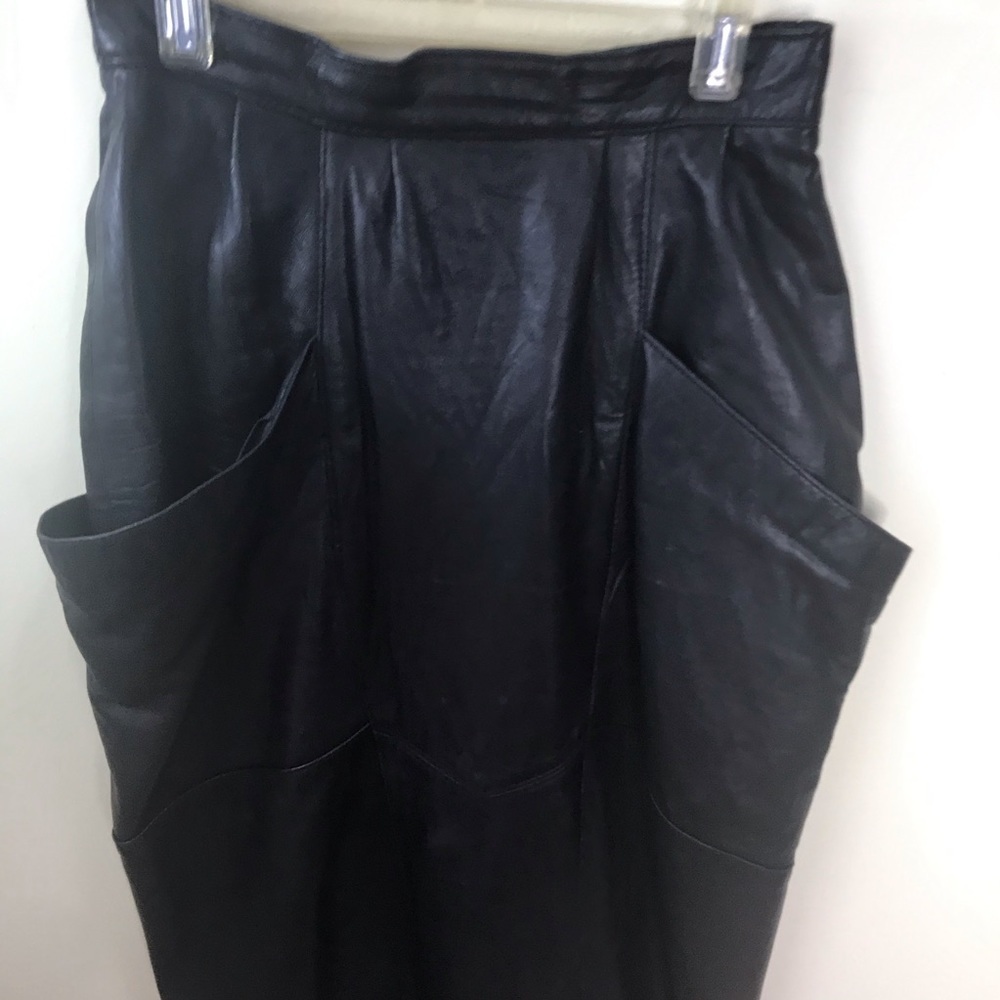 Danier Vintage 1980s Pencil Pockets Leather Skirt - Picture 2 of 16
